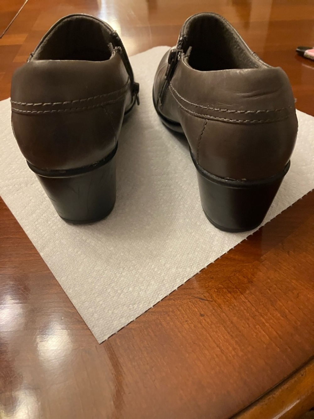 CLARK’S. Dark Green Leather With Side Zipper Shoe. Size 7.5. VERY NICE! - Picture 6 of 14